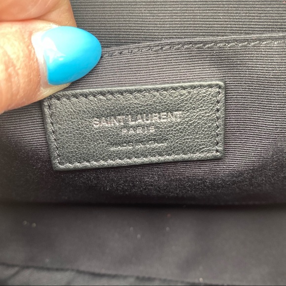 Red Yves Saint Laurent Crossbody - Picture 4 of 5